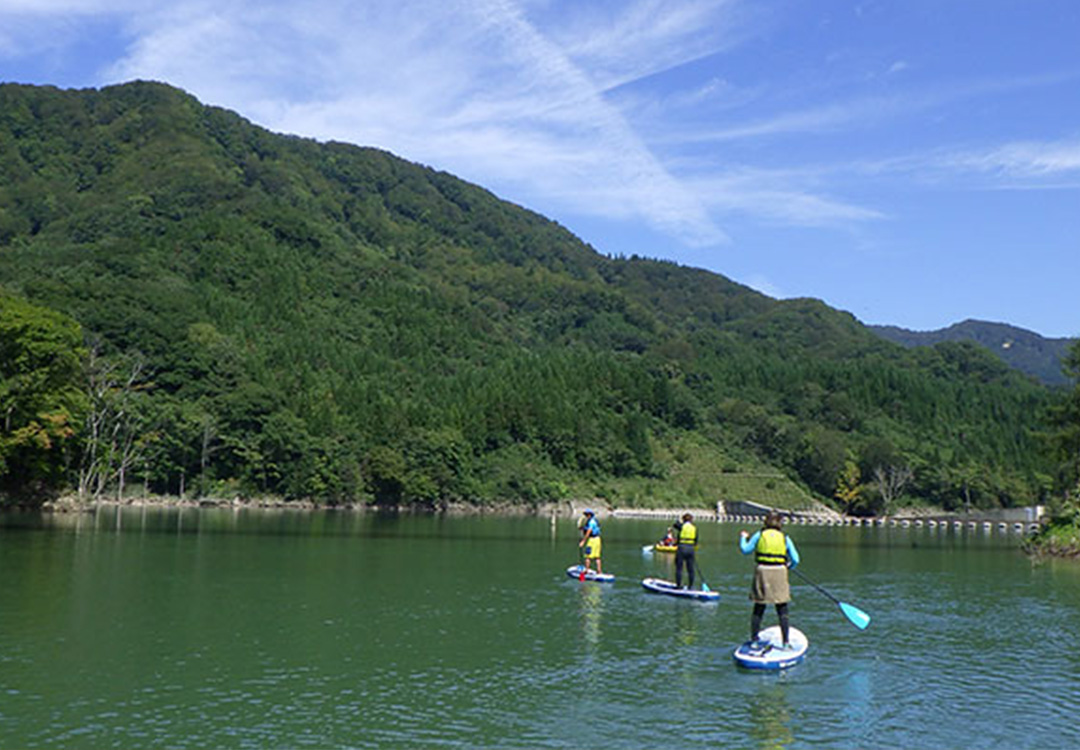 美山湖SUP（スタンドアップパドル）体験